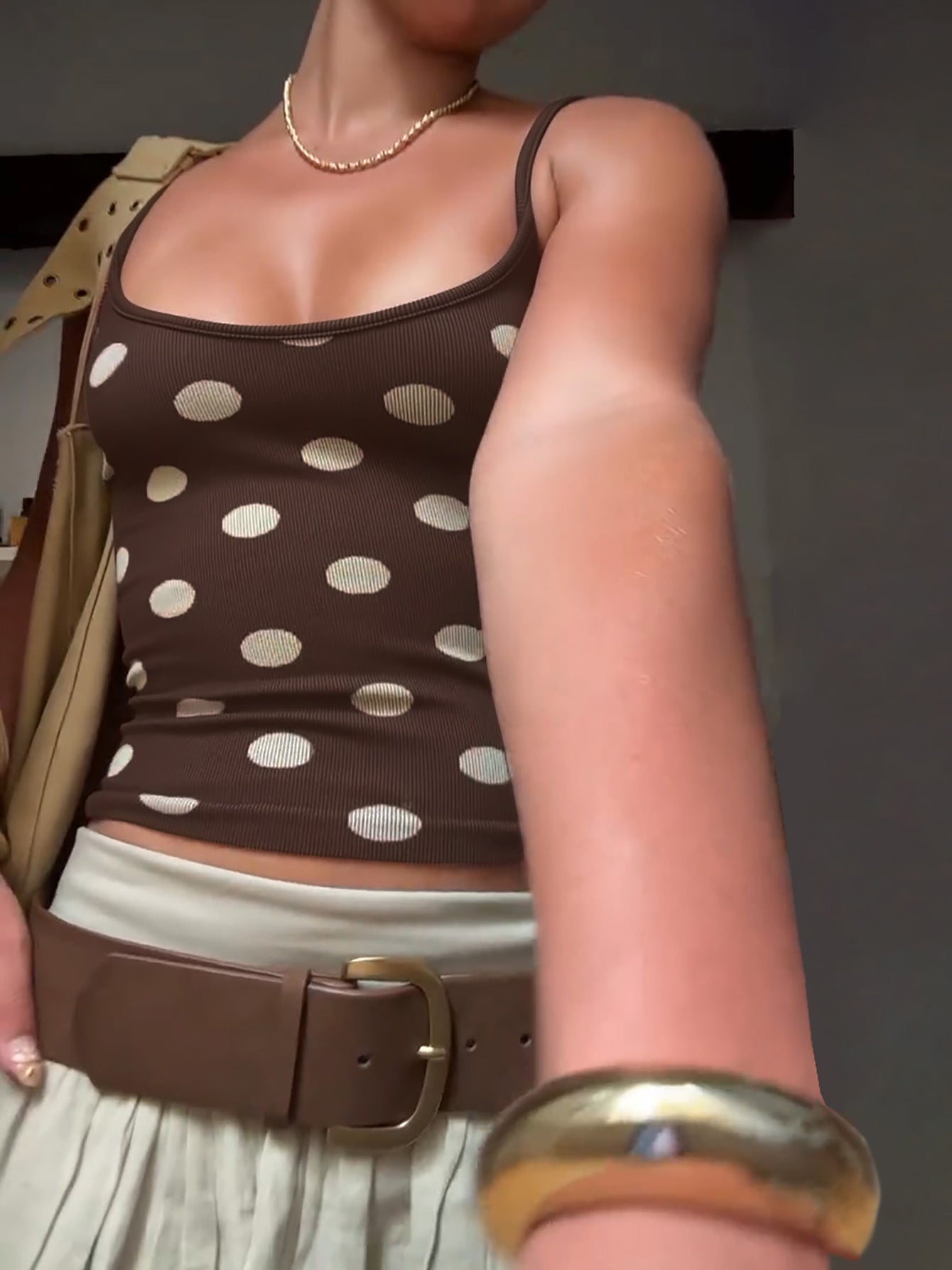 Women's Polka Dot Ribbed Spaghetti Strap Crop Top – Brown Scoop Neck Y2K Camisole